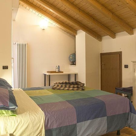 Casa Rosa Apartment Luisago Bagian luar foto