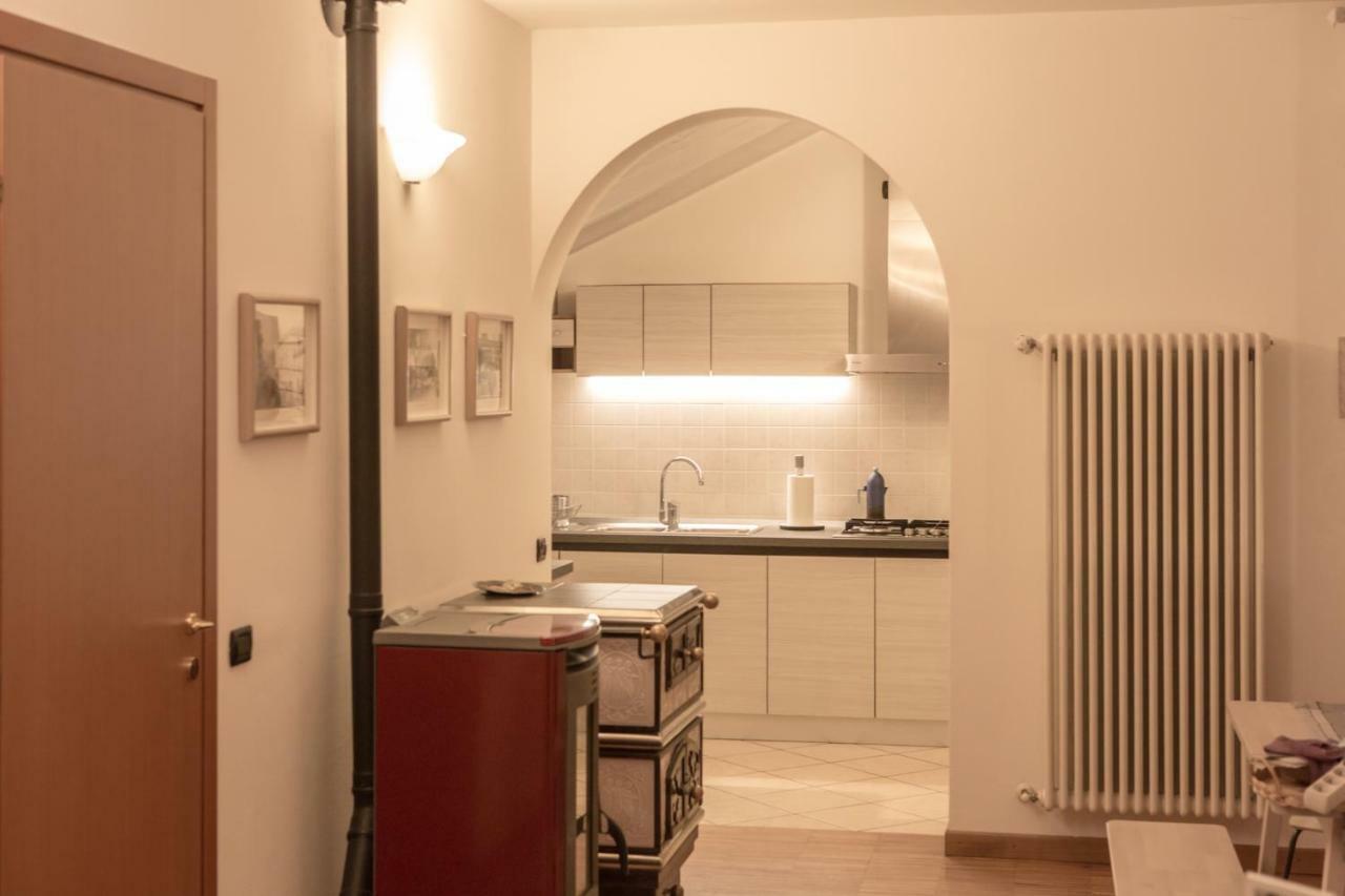 Casa Rosa Apartment Luisago Bagian luar foto
