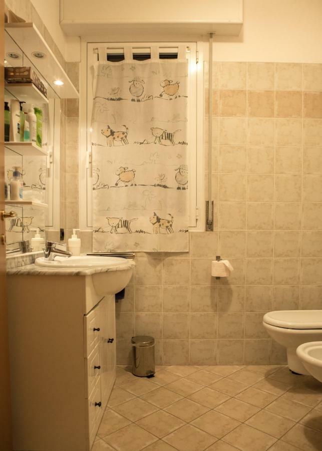 Casa Rosa Apartment Luisago Bagian luar foto