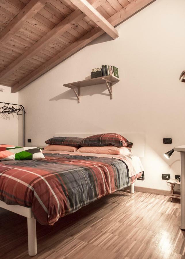 Casa Rosa Apartment Luisago Bagian luar foto
